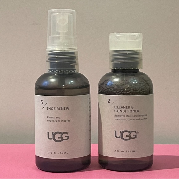 Two Piece UGG Travel Cleaning Kit - Picture 10 of 10
